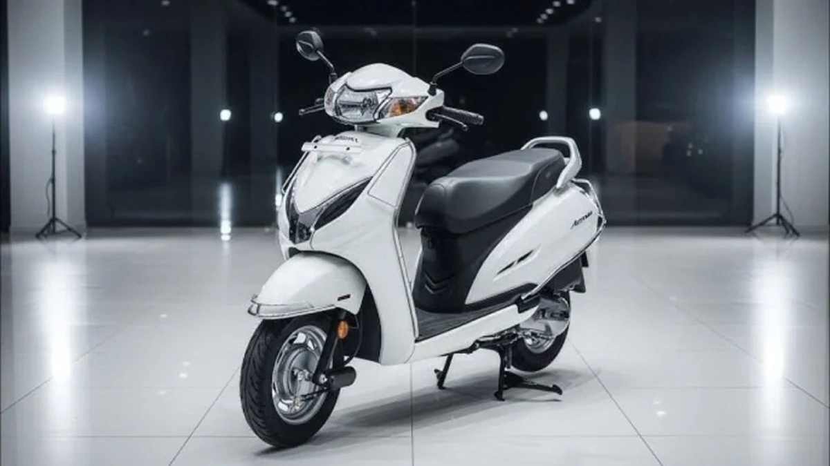 Honda Activa 8G 2025 Launched – 98 km/l Mileage, Smart Key & Premium Comfort