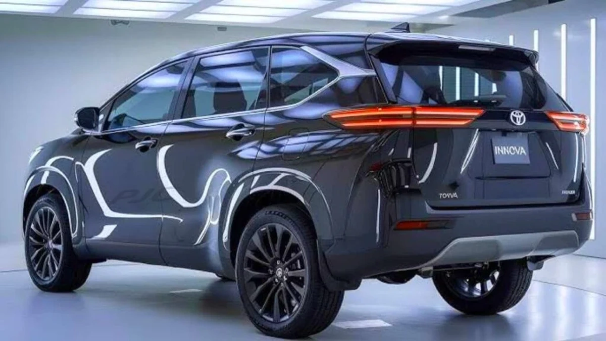 मार्केट में अपना दबदबा कायम करने आ रही है Toyota Innova Crysta, न्यू लुक के साथ मिलेगा दमदार माइलेज