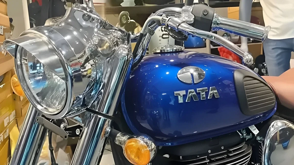 Tata Launched New Model Bike 2025 – 250cc Liquid-Cooled Engine, 155 km/h Top Speed & 84 km/l Mileage at ₹62,000!